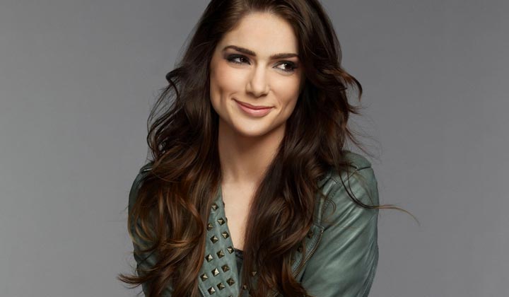 This Is Us casts sexy siren Janet Montgomery as love interest for Y&R's Justin Hartley