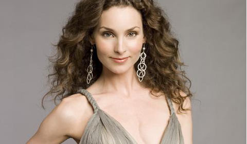 Alicia Minshew back to work on AMC