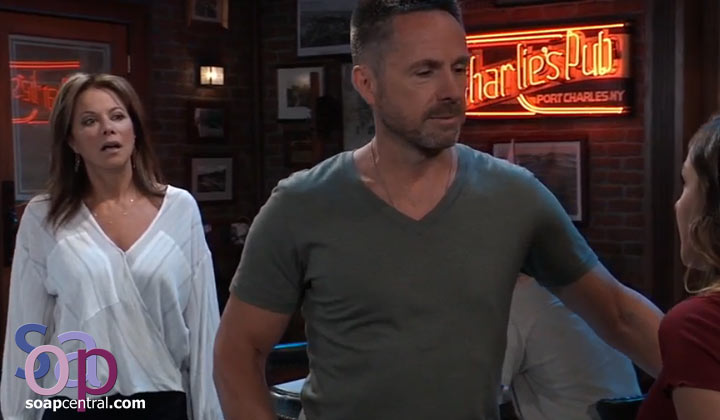 General Hospital Scoop: Julian tells Alexis that he and Kim are leaving Port Charles (Spoilers for the week of August 12, 2019 on GH)