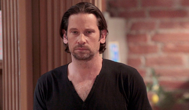 REPORT: Roger Howarth on the verge of checking out of GH?
