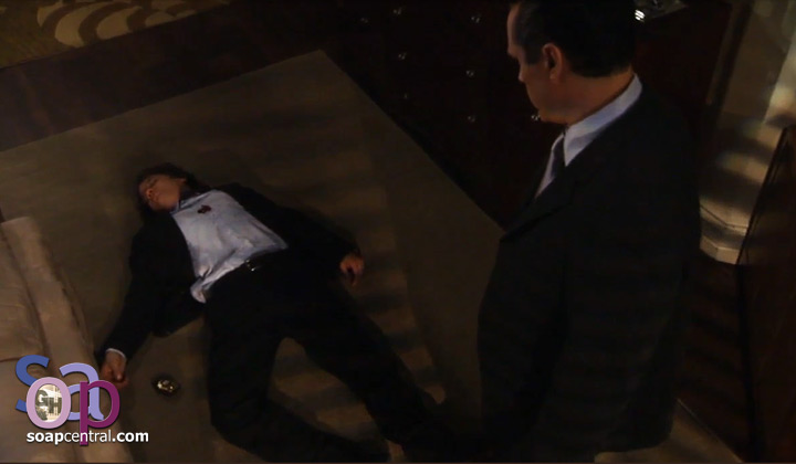 Sonny shoots Dominic, unaware that Dominic is his son