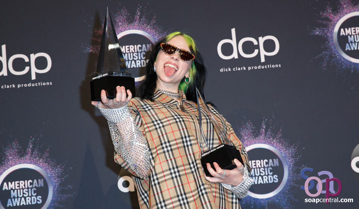Soap opera stars created Billie Eilish, the "weird" singer who dominated at the American Music Awards