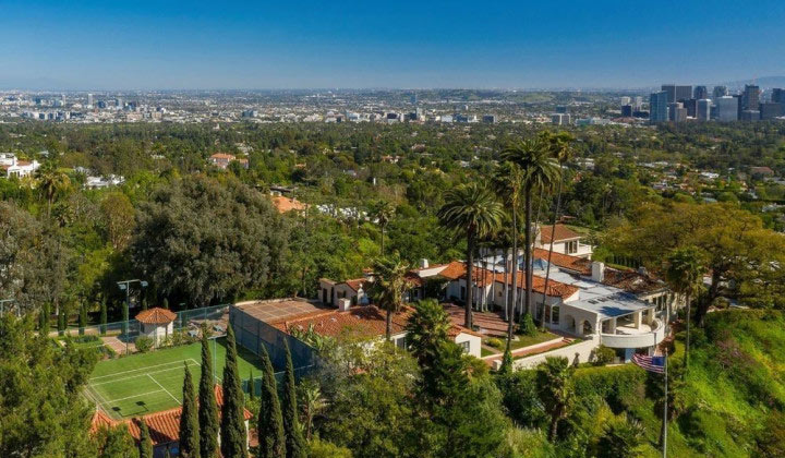 Late soap icons William J. Bell and Lee Phillip Bell's super glam estate up for sale