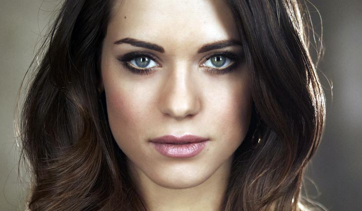 About the Actors | Lyndsy Fonseca | The Young and the Restless on Soap Central