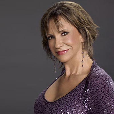 Jess Walton (Jill Foster, Y&R) .