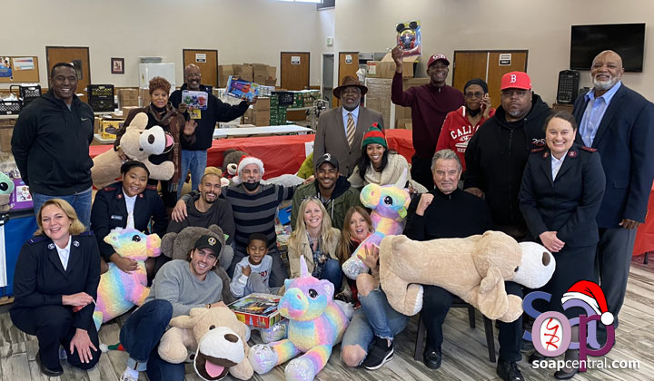 The Young and the Restless stars gather for heartwarming Christmas charity activity