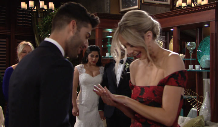 Mia seethes as Abby accepts Arturo's proposal